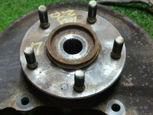MR491321 MITSUBISHI Цапфа передняя левая купить в Николаев
