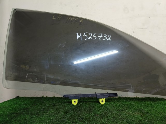 MITSUBISHI MR525732 Стекло двери передней правой в наличии Каменское