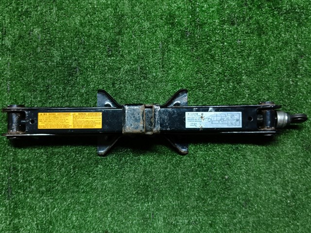 MITSUBISHI MR554926 Домкрат в наличии Ровно