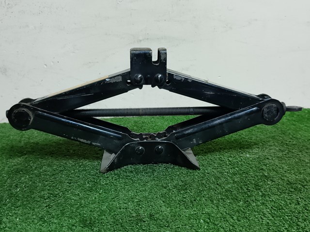 MITSUBISHI MR554926 Домкрат в наличии Чернигов