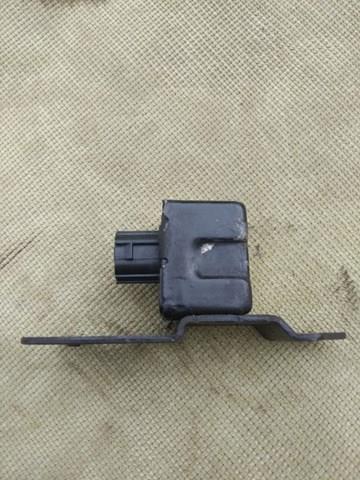 MITSUBISHI MR587739 Датчик удара в наличии Ирпень