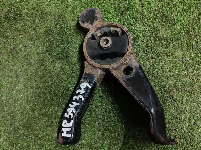 MR594379 MITSUBISHI Задняя опора двигателя купить в Тернополь