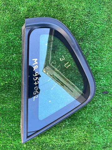 MR957062 MITSUBISHI Стекло кузова (багажного отсека) правое купить в Запорожье