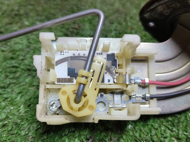 MR959966 MITSUBISHI Датчик уровня топлива купить в Винница
