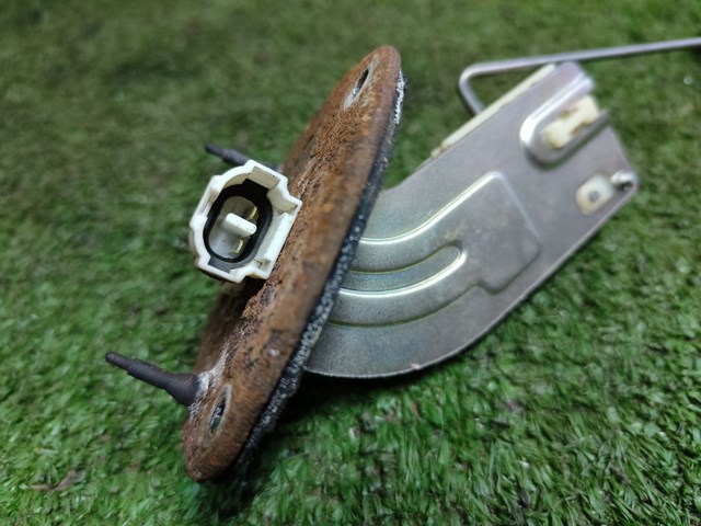 MR959966 Датчик уровня топлива в баке купить Черкассы