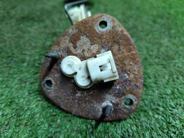 MR959966 MITSUBISHI Датчик уровня топлива купить в Харьков