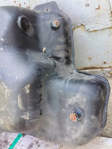 MITSUBISHI MR978279 Бак топливный в наличии Николаев