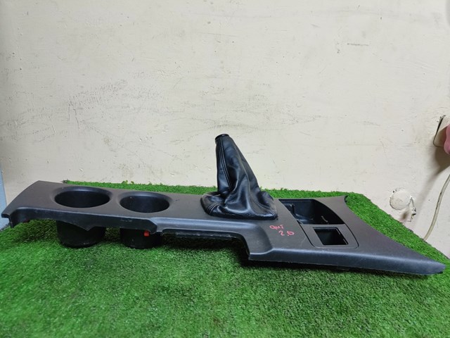 MITSUBISHI MR979977 в наличии Украина