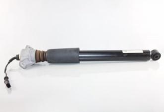 Амортизатор передней подвески 95B413031L PORSCHE