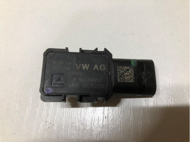 Датчик давления трубки вторичного воздуха 06L906052 VAG