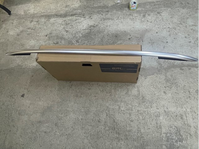 Рейлинг крыши правый 5NL860044AUBN VAG