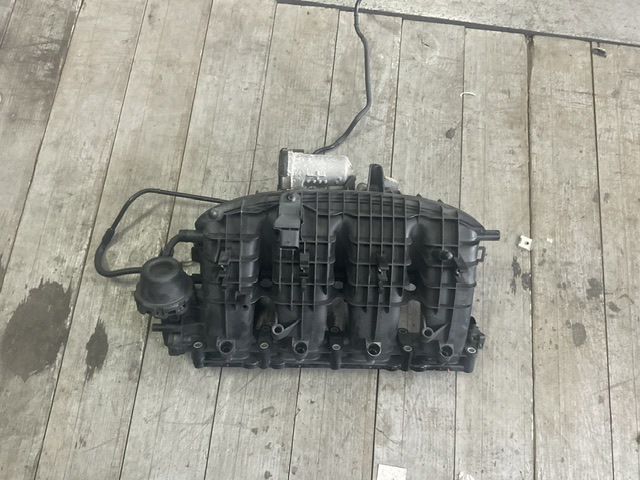 Коллектор впускной 06L133201CM VAG