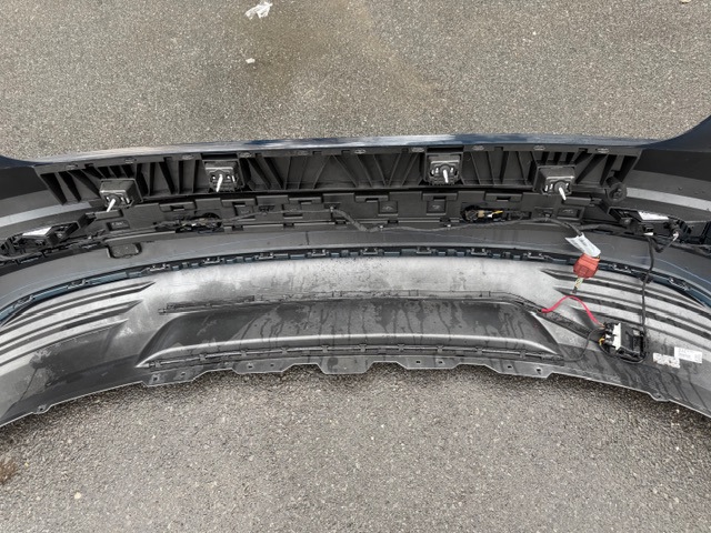 4KE807067 Верхняя часть заднего бампера купить Тернополь