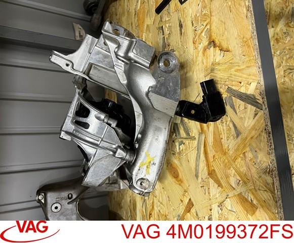 Правая подушка двигателя 4M0199372FS VAG