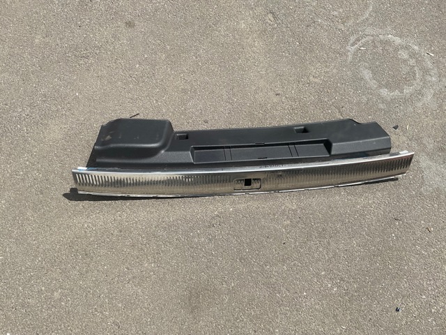 Накладка перегородки 4M0864483P4PK VAG