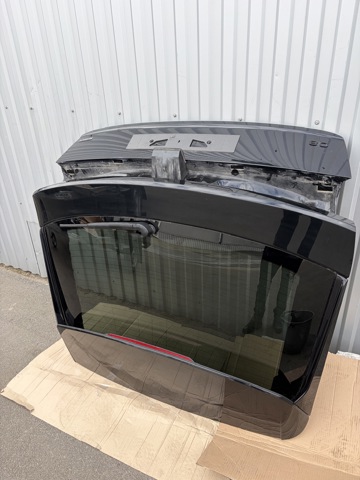 VAG 4M8827025C Крышка багажника в наличии Николаев