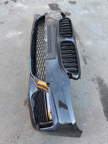 BMW 51118069075 Передний бампер в наличии Украина