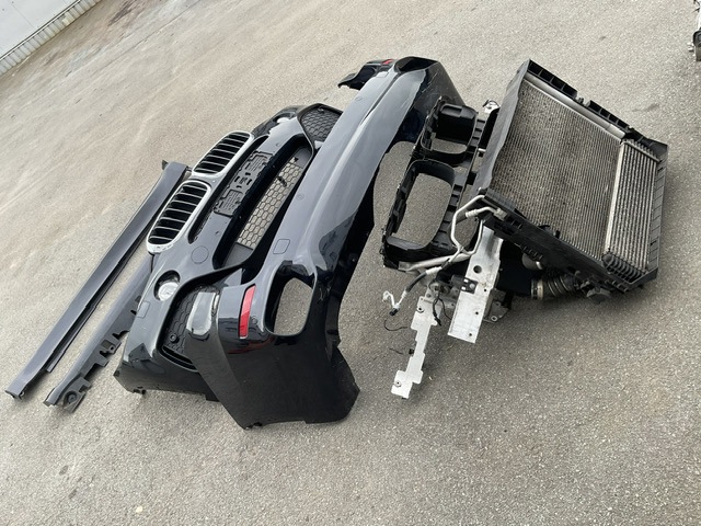Левый внешний порог 51778058507 BMW
