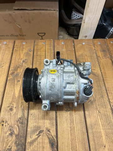 Насос кондиционера 80A816803 VAG