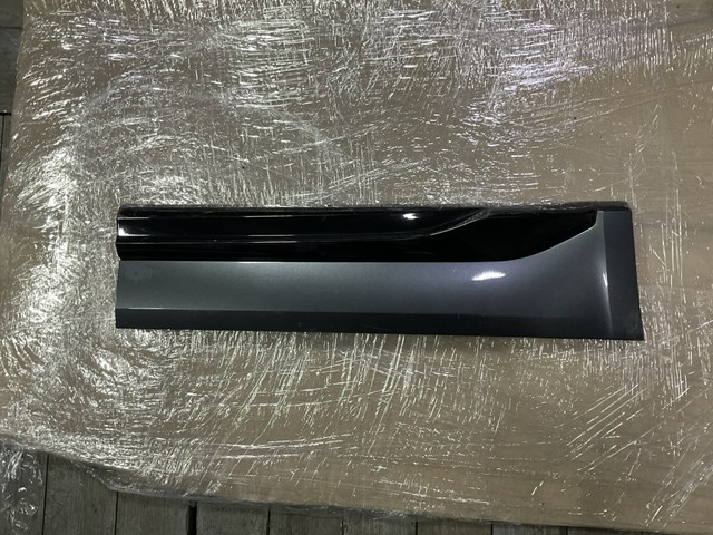 Молдинг двери задней правой 80A853970LGRU VAG