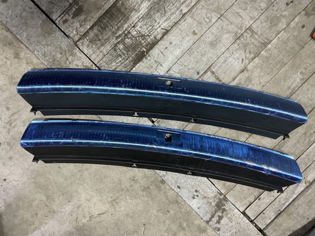 Накладка перегородки 80A864483E4PK VAG