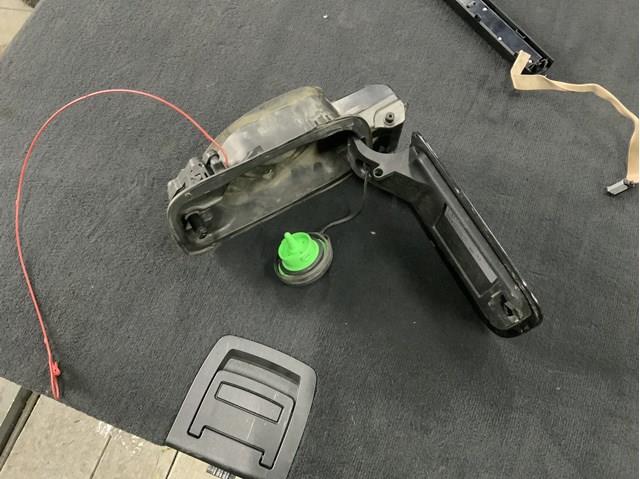 Горловина топливного бака 8W0809906 VAG