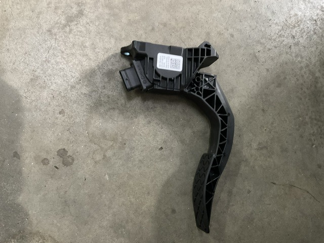 Педали газа 8W1723523A VAG