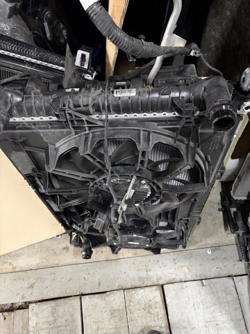 Радиатор охлаждения 95B121251A PORSCHE