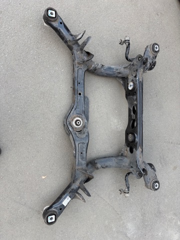Подрамник задней подвески 95B505235F PORSCHE