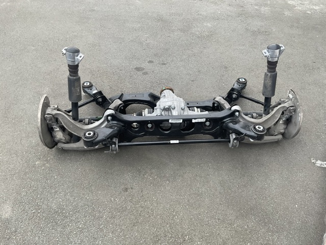 Подвеска амортизатора/аморт. стойки 95B513035D PORSCHE