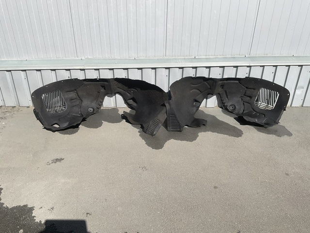 Локер передний левый 95B809961G PORSCHE