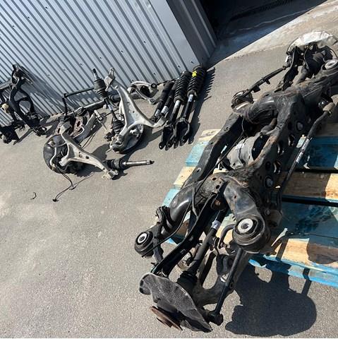 Приводы задних колес A1663501010 MERCEDES