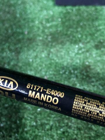 Опора капота правая 81171E4000 HYUNDAI
