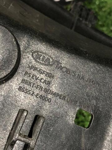 Кронштейн крепления бампера переднего правый 86552E4000 HYUNDAI
