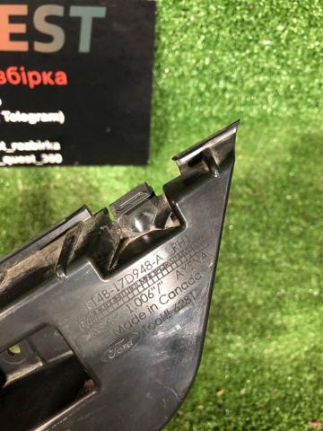 Кронштейн бампера заднего, правый KT4Z17D942A FORD