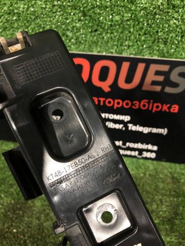 Направляющая заднего бампера, правая KT4Z17D942D FORD