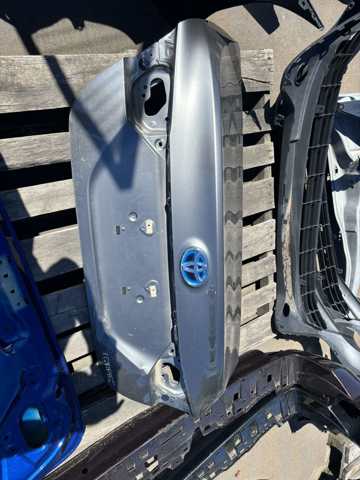 Крышка багажника 6440133760 TOYOTA