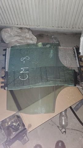 Стекло задней правой двери GM5Z5825712A FORD
