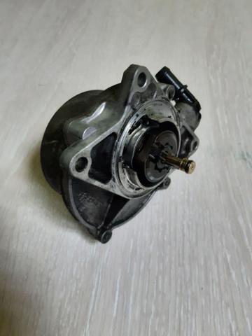 VAG 057145100C Вакуумный насос в наличии Павлоград