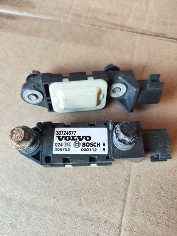 Датчик Айрбег передний 30724677 VOLVO