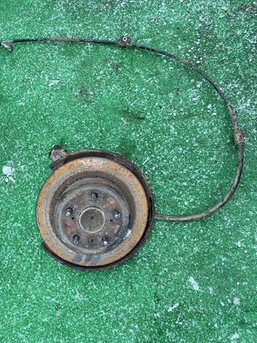 TOYOTA 4230506100 Цапфа задняя левая в наличии Ужгород