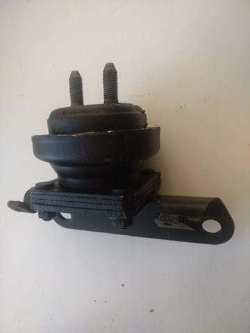 Подушка (опора) двигателя правая Mazda 626 2 GC