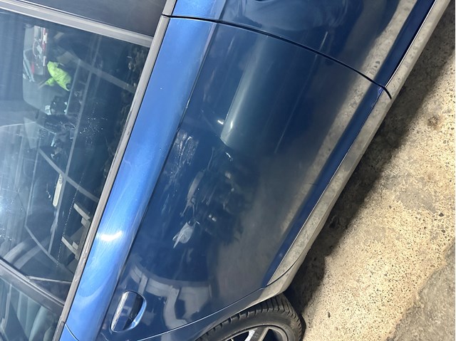 Задняя правая дверь 4F0833052G VAG