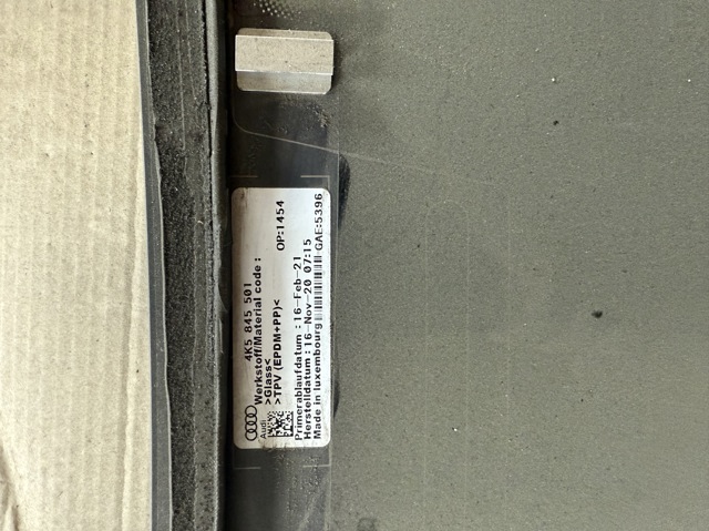 VAG 4K5845501 Стекло заднее в наличии Одесса