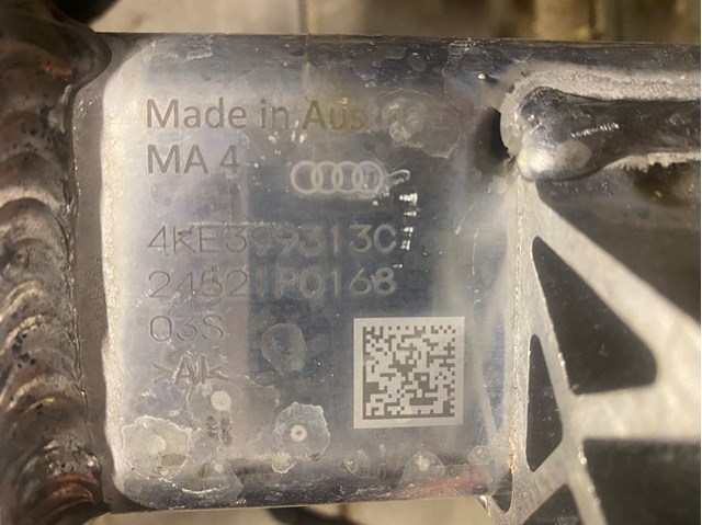 Балка передней подвески 4KE399313C VAG