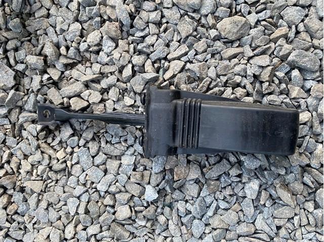 Ограничитель открывания задней двери 4KE839249 VAG