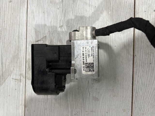 Клапан TRV, кондиционера 4M0816682 VAG