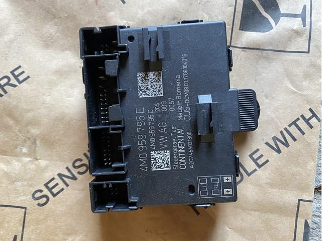 Блок комфорта задней двери 4M0959795E VAG