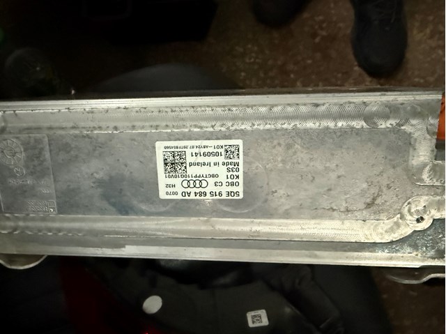Зарядное устройство для АКБ 5QE915684AD VAG