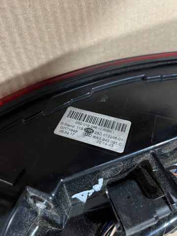 VAG 8W5945091C Фонарь задний левый внешний в наличии Павлоград